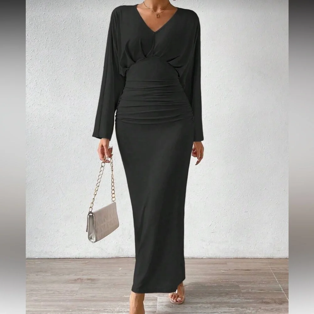 Solid Ruched Bodycon
Dress - Picture 3 of 4